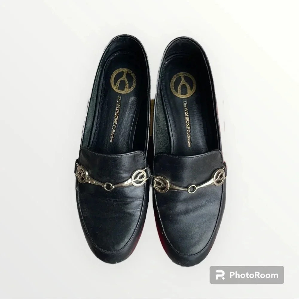 The  Wishbone Collection Kaia Loafers - Picture 2 of 14